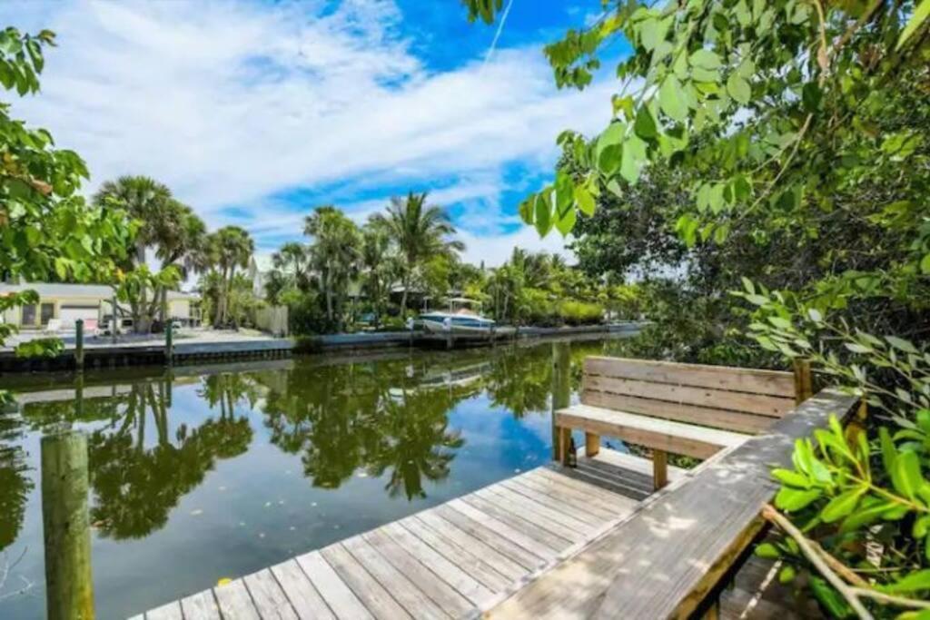 Walk To The Beach - Island Villa Siesta Key Eksteriør bilde