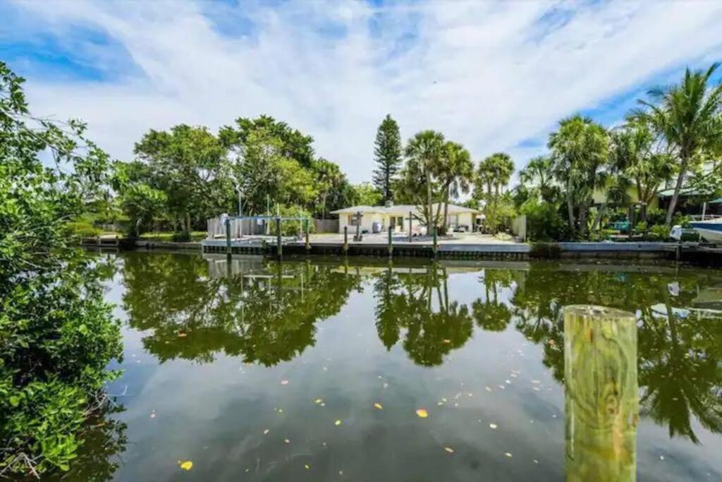 Walk To The Beach - Island Villa Siesta Key Eksteriør bilde